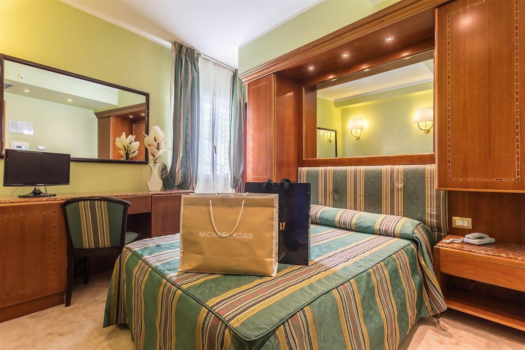 Hotel Raeli Siracusa Roma